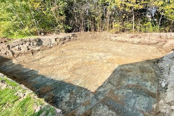 Garage-foundation-excavating-in-Carp